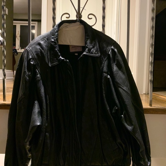 Leather jacket - Picture 5 of 7